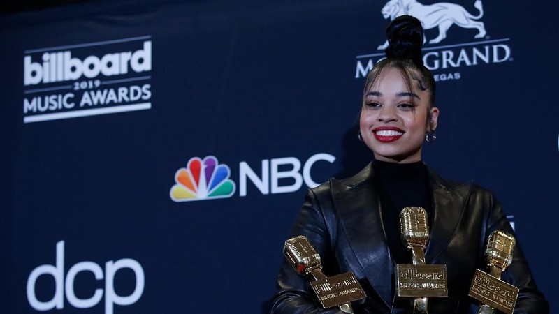 Billboard Music Award kembali di selenggarakan dengan berbagai kategori dan diramaikan sejumlah artis papan atas.