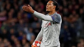 Dibekuk Messi, Van Dijk Bersyukur Tak Bermain di Liga Spanyol