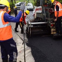 Kontraktor 'Nangis Darah', Kontrak Proyek Banyak Diputus