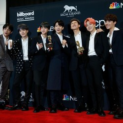 Selamat, BTS Jadi Boyband Kpop Terkaya di Dunia!