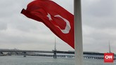 Selat Bosphorus memiliki panjang 30 km dan menghubungkan Laut Marmara dan Laut Hitam. (CNNIndonesia/Agustiyanti)