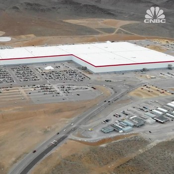 Mengintip Gigafactory, Pabrik Raksasa Mobil Listrik Tesla
