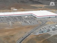 Mengintip Gigafactory, Pabrik Raksasa Mobil Listrik Tesla