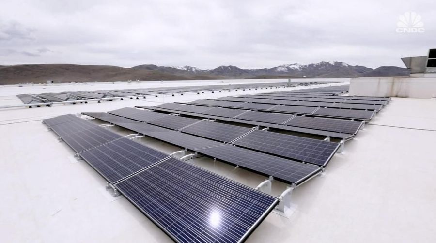 Elon Musk menyebut Tesla's Gigafactory sebagai 