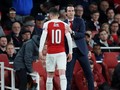 Ribut dengan Emery, Oezil Masuk Daftar Jual Arsenal