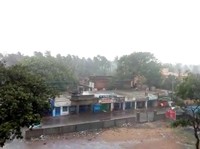 Topan Fani Menerjang India, Dua Orang Tewas