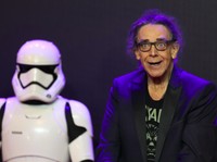 Peter Mayhew, Pemeran Chewbacca di Star Wars Meninggal Dunia