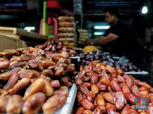 Kurma Israel Mendunia, Tapi Kebunnya di Tanah Palestina