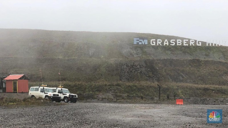 Tambang Grasberg di Papua ini akan habis kandungan mineralnya dan berhenti beroperasi pada pertengahan 2019.