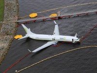 Boeing 737 Tergelincir ke Sungai, 22 Orang Terluka