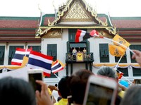 Mengenal Raja Thailand Maha Vajiralongkron yang Digoyang Demo