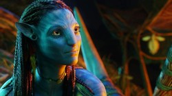 Zoe Saldana Protes CGI Performance Belum Diapresiasi