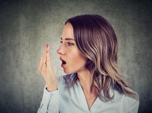 Simak! Ini Sederet Cara Cegah Bau Mulut saat Puasa Ramadan