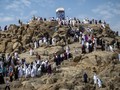 Luncurkan Visa Turis, Arab Saudi Longgarkan Aturan Berpakaian