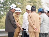 Sambangi Kalimantan Timur, Jokowi Puas Lihat Bukit Soeharto