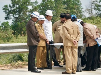 Seriuskah Jokowi Ingin Pindahkan Ibu Kota RI ke Luar Jawa?
