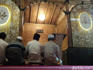 Jadwal Sholat Kota Cirebon Hari Ini, Jumat 23 Oktober 2026