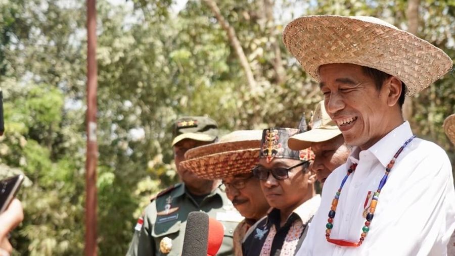 Presiden Joko Widodo (Jokowi) kembali meninjau lokasi yang akan menjadi alternatif ibu kota Indonesia.