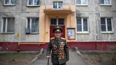 Demi menyampaiakan pesan tersebut, Begayev mengikuti pawai peringatan akhir Perang Dunia di Eropa pada Kamis (9/5). (Reuters/Maxim Shemetov)