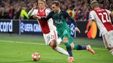 Gelandang Tottenham Hotspur, Christian Eriksen, untuk kedua kalinya menghadapi Ajax Amsterdam di semifinal Liga Champions. Eriksen tercatat melepaskan tiga upaya mencetak gol salah satunya tepat sasaran. (REUTERS/Piroschka Van De Wouw)