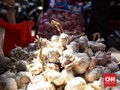 Efek Inflasi dari Bawang Putih dan Tiket Pesawat Reda di Mei