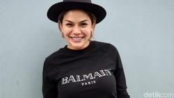 Pagari Anaknya, Ini Alasan Nikita Mirzani Larang LM Bertemu Razman