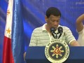 VIDEO: Duterte Dihinggapi Kecoak Saat Pidato Kampanye