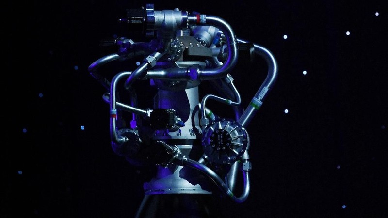 Blue Origin adalah perusahaan besutan orang terkaya dunia dan pendiri Amazon, Jeff Bezos yang memperkenalkan pesawat pendaratan bulannya bernama Blue Moon.