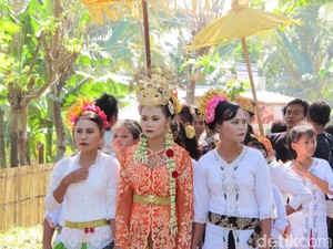 Kenapa Perempuan Lombok Banyak Memakai Nama Baiq? Ini Asal Usulnya