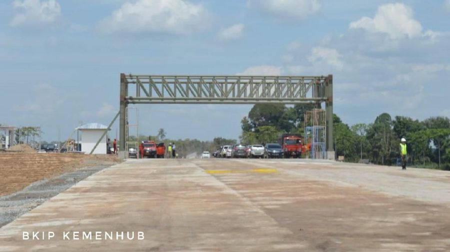 Kondisi jalan tol yang masih fungsional, maka dari itu akan diberlakukan pembatasan kecepatan hanya maksimal 40km/jam