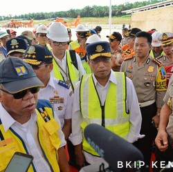Tiket Garuda Cs Wajib Turun, Kalau LCC Cuma 'Imbauan' 50%