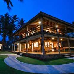 Siap-Siap! Hibah Rp 3,3 T Disebar ke Hotel-Resto Hingga Pemda