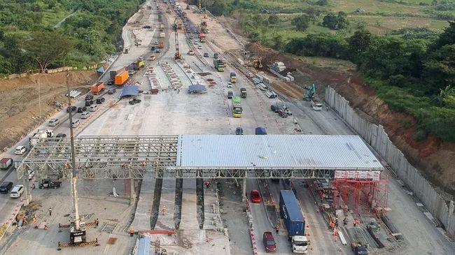  Tol  Satu Arah Rute  Jakarta Dialihkan ke  Karawang dan Cianjur