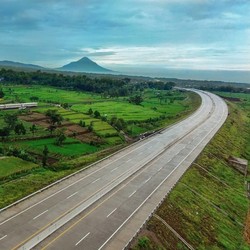 Banyak Proyek Infrastruktur, Tak Semua Emiten Karya Menikmati