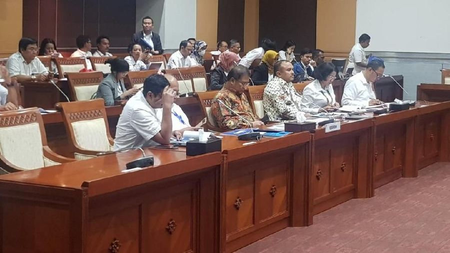 Menteri Rudiantara meminta dukungan dari DPR agar pembahasan RUU perlindungan data pribadi dapat dipercepat pembahasannya.