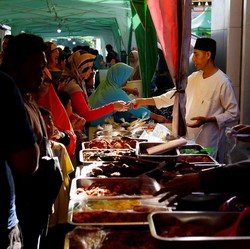 Jadwal Buka Puasa Hari Ini di Jabodetabek, Jogja dan Surabaya