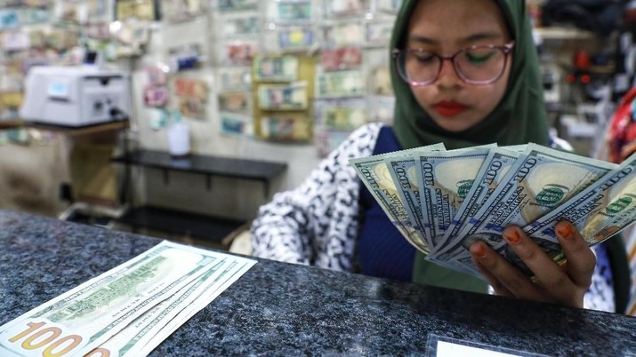 Penutupan Pasar: Rupiah Menguat ke Rp 14.230/US$