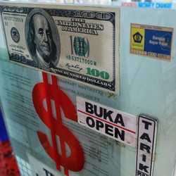 Sepekan Anjlok 1,25%, Pengusaha Beberkan Untung Rugi Pelemahan Rupiah