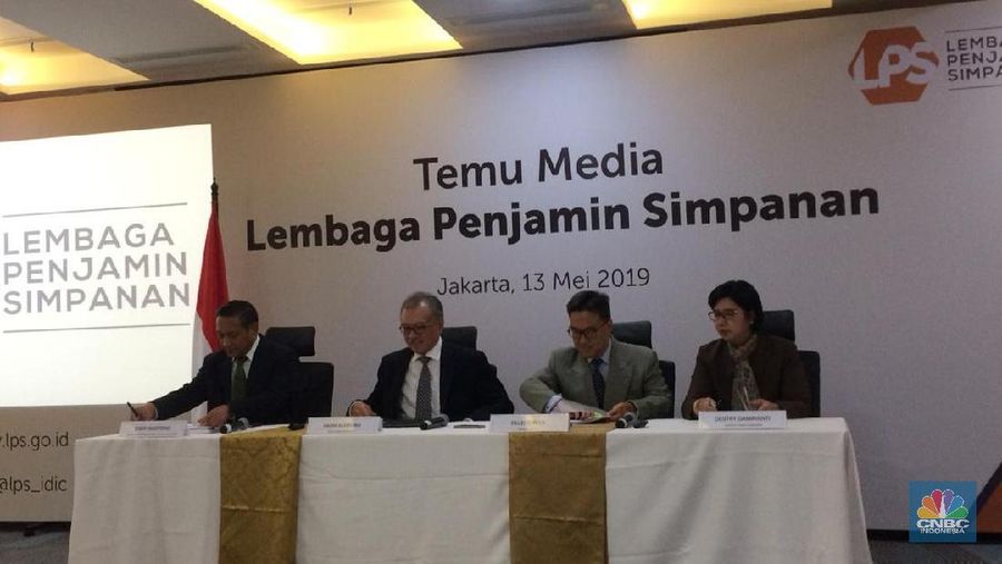 Rencana pemerintah membentuk induk usaha BUMN Keuangan mesti memetakan dampak sistemik sebelum nantinya bakal diluncurkan.