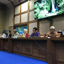 Nicke Dibombardir, DPR Kok Malah Cari Ahok?