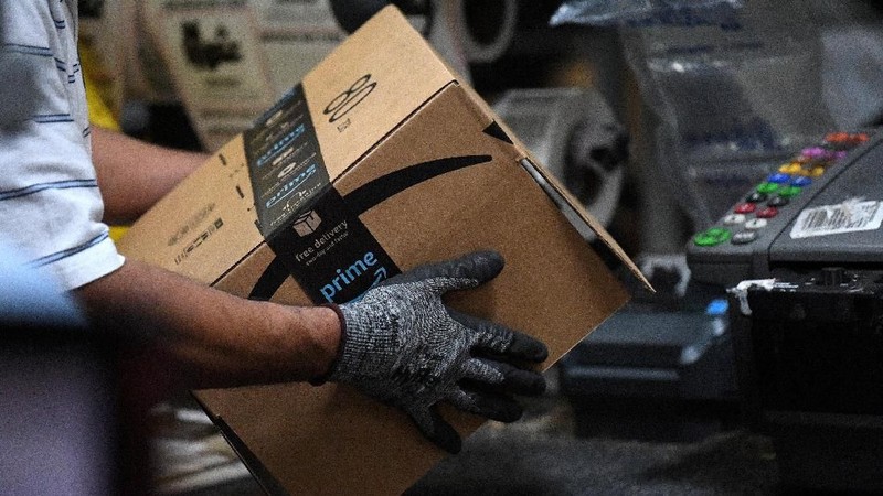Amazon.com Inc meluncurkan mesin untuk mengotomatisasi pekerjaan yang dipegang oleh ribuan pekerjanya