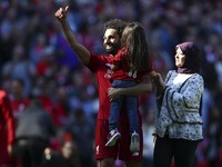 Aksi Mesra Mo Salah dan Putri Kecilnya di Lapangan Hijau