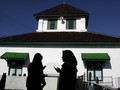 Polisi Ungkap Kronologi Perempuan Pembawa Anjing di Masjid