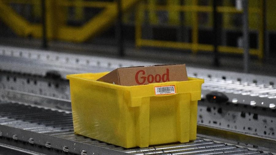Amazon.com Inc meluncurkan mesin untuk mengotomatisasi pekerjaan yang dipegang oleh ribuan pekerjanya
