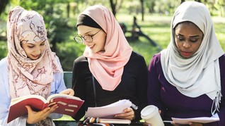 Sontek Ide Tampil Modis saat Ramadan ala Influencer