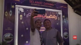 VIDEO: Remaja Sulap Halaman Masjid Jadi Kampung Ramadan