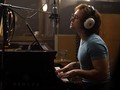 Taron Egerton Sejuta Persen Jadi Elton John di 'Rocketman'
