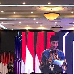 Jokowi: Ekonomi Syariah Bisa Tuntaskan Kemiskinan