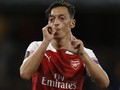 Bela Muslim Uighur, Ozil Dikecam Netizen China