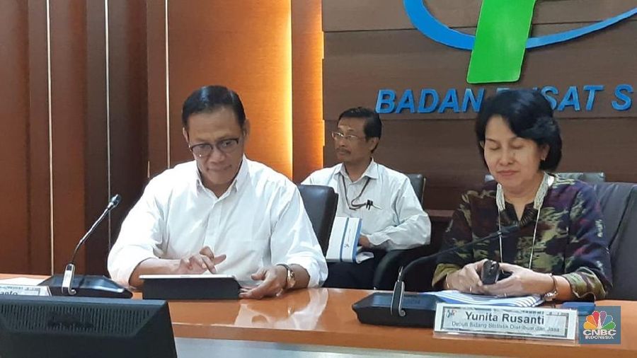 Sedangkan nilai impor pada Februari 2020 mencapai US$ 11,60 miliar. Nilai impor ini turun 5,11%.